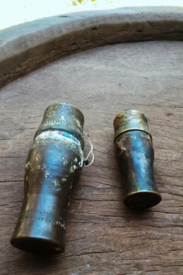 เต้าปูนโบราณ เนื้อทองเหลืองเก่า ยกชุด 2ตัว ตัวใหญ่และตัวเล็ก