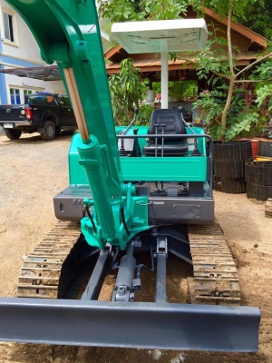 KOBELCO SK032 ขนาดเทียบเท่าPC-35 (ใส่แทรคเหล็กใหม่) (มีVDOให้ชม)☎️สนใจติดต่อ085-5632278 (ราคาต่อรองได้)