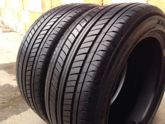 ยาง FALKEN 195-55-15 ปี 13 2 เส้น 1500  สภาพสวยๆไม่มีปะไม่บวมดอกยางเหลือเยอะเอาไปวิ่งกันใด้อีกยาวค่ะ