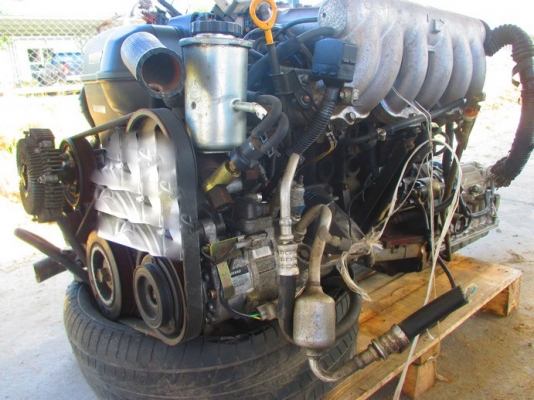 ขายเครื่องยนต์พร้อมเกียร 1j vvti 2500 cc ขายเครื่องยนต์พร้อมเกียร 1j vvti 2500 cc