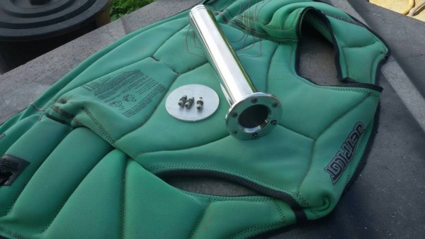 ชุดปลายท่อไอเสียออกท้าย3,500บ.ครับ