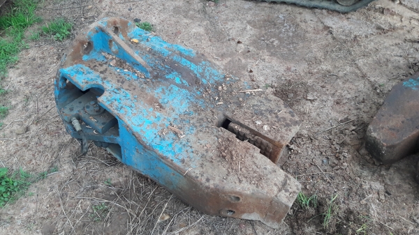 ขาย หัวคีบ ตอกชีทไพล์ วายโบ เก่าญี่ปุ่นแท้ เพิ่งออกจากตู้มาครับ ราคาตัวละ 38,000 บาท