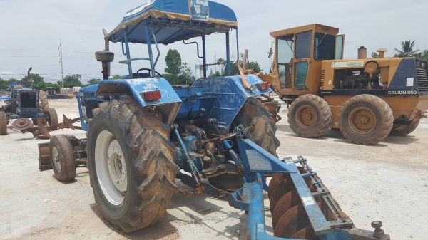 ขาย รถไถ FORD NEWHOLLAND 6640 เพลาเดียว สภาพพร้อมใช้งาน อุปกรณ์มีใบดันหน้า และผาน 5 เอกสารเล่มทะเบียนครบ ขาย รถไถ FORD NEWHOLLAND 6640 เพลาเดียว สภาพพร้อมใช้งาน อุปกรณ์มีใบดันหน้า และผาน 5 เอกสารเล่มทะเบียนครบ