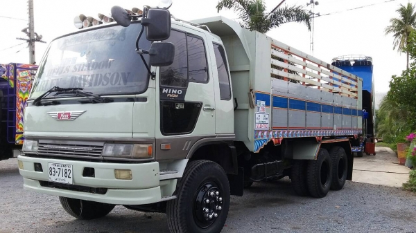 ขายรถบรรทุก 10 ล้อดั๊พม์ ยี่ห้อ HINO 3M เครื่อง M10U = 240 สิงห์ไฮเท็ค