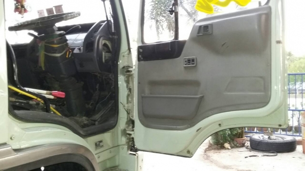 ขายรถบรรทุก 10 ล้อดั๊พม์ ยี่ห้อ HINO 3M เครื่อง M10U = 240 สิงห์ไฮเท็ค ขายรถบรรทุก 10 ล้อดั๊พม์ ยี่ห้อ HINO 3M เครื่อง M10U = 240 สิงห์ไฮเท็ค