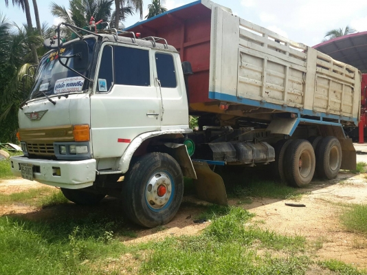 ขาย รถบบรทุก 10 ล้อดัมพ์ Hino 2 เพลา 210 แรง พร้อมใช้งาน