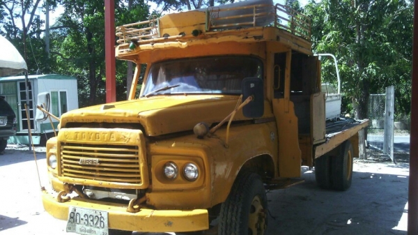 ขายtoyota พื้นเรียบ