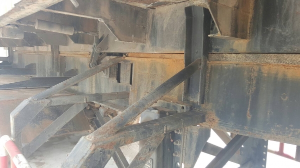 ขาย หัวลาก HINO FM3M พร้อมหางเซมิดั้ม 2 เพลา ยาว 8 เมตร อู่ ช ทวี เครื่อง M10C 240 แรงม้า เกียร์ Easton เอกสารเล่มทะเบียนครบ