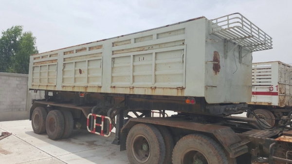 ขาย หัวลาก HINO FM3M พร้อมหางเซมิดั้ม 2 เพลา ยาว 8 เมตร อู่ ช ทวี เครื่อง M10C 240 แรงม้า เกียร์ Easton เอกสารเล่มทะเบียนครบ