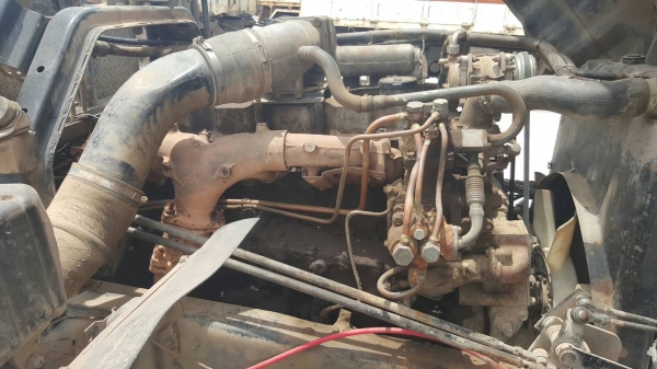 ขาย หัวลาก HINO FM3M พร้อมหางเซมิดั้ม 2 เพลา ยาว 8 เมตร อู่ ช ทวี เครื่อง M10C 240 แรงม้า เกียร์ Easton เอกสารเล่มทะเบียนครบ