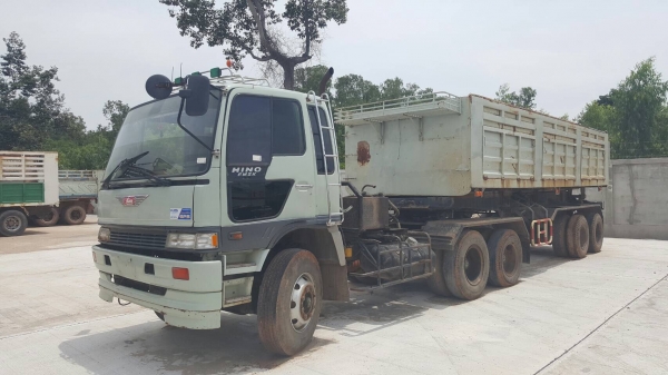 ขาย หัวลาก HINO FM3M พร้อมหางเซมิดั้ม 2 เพลา ยาว 8 เมตร อู่ ช ทวี เครื่อง M10C 240 แรงม้า เกียร์ Easton เอกสารเล่มทะเบียนครบ