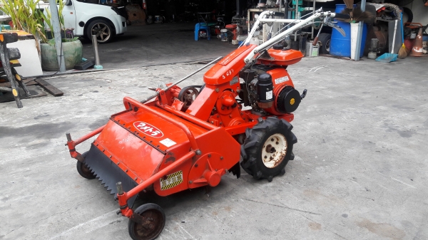 ขายรถตัดหญ้าแบบเดินตาม สภาพพร้อมใช้งาน