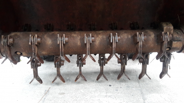 ขายรถตัดหญ้าแบบเดินตาม สภาพพร้อมใช้งาน