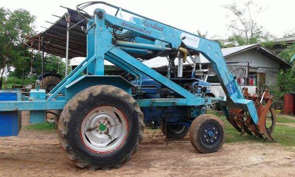ขาย รถคีบอ้อย FORD 6600 T5 ติดคีบสยามคอมไบด์ รถพร้อมใช้ ไม่มีทะเบียนนะครับ