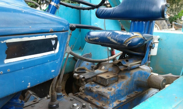 ขาย รถคีบอ้อย FORD 6600 T5 ติดคีบสยามคอมไบด์ รถพร้อมใช้ ไม่มีทะเบียนนะครับ