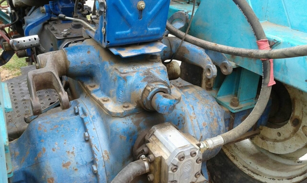 ขาย รถคีบอ้อย FORD 6600 T5 ติดคีบสยามคอมไบด์ รถพร้อมใช้ ไม่มีทะเบียนนะครับ