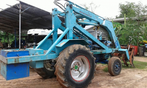 ขาย รถคีบอ้อย FORD 6600 T5 ติดคีบสยามคอมไบด์ รถพร้อมใช้ ไม่มีทะเบียนนะครับ