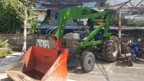 ขาย เฉพาะตัวคีบ ของสามารถเกษตรยนต์ มีมือคีบให้ครบ บุ้งกี๋ไม่ให้นะครับ