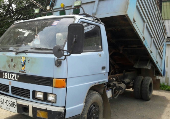 หกล้อ อีซูชุ NPR110 ดั้มเกษตร สภาพดีพร้อมใช้งาน ทะเบียนพร้อมโอน