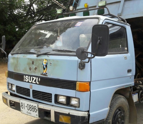 หกล้อ อีซูชุ NPR110 ดั้มเกษตร สภาพดีพร้อมใช้งาน ทะเบียนพร้อมโอน