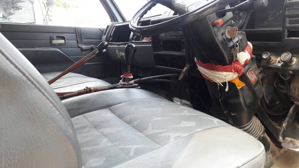 หกล้อ อีซูชุ NPR110 ดั้มเกษตร สภาพดีพร้อมใช้งาน ทะเบียนพร้อมโอน