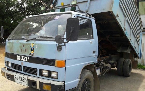 หกล้อ อีซูชุ NPR110 ดั้มเกษตร สภาพดีพร้อมใช้งาน ทะเบียนพร้อมโอน