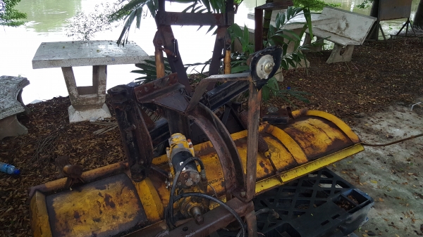 ผานดั้น กว้าง .55 x 1.98  ช.ม ปรับเอียงช้ายขวาได้