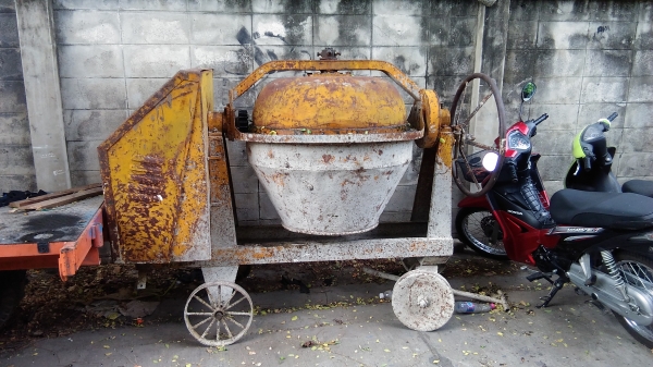 โม่อผสมคอนกรีตมือสอง พร้อมใช้ รุ่น2 ถุงมอเตอร์มิตซู3แรง