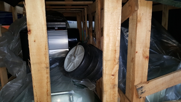 300 ลิตร 3 แรง ไฟ 220 V ถูกๆๆๆๆ