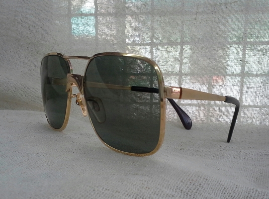 แว่นตาเยอรมันโกลด์ฟิลด์ยุค '70s  ซุปเปอร์เก่าเก็บ!  Vintage METZLER handmade in Germany  14K