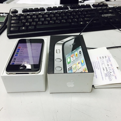 ขายไอโพน4 32กิ๊กไช้มือเดียวพร้อมกล่องและใบชื้อขาย
