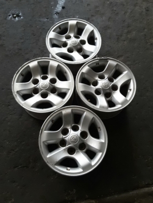 ล้อ Tiger d4d  ขอบ15 กว้าง7 สภาพดี 1ชุด