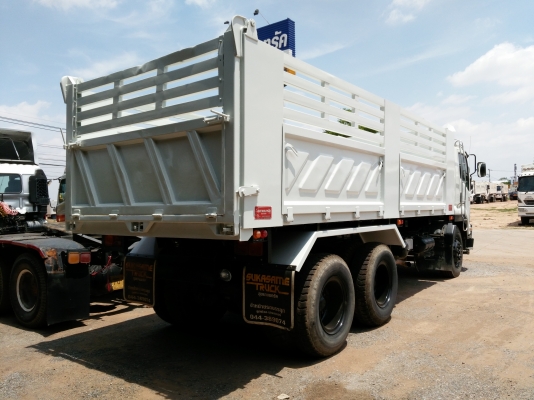 ขายราคาถูก รถวิ่งแค่ 34944 โล สภาพสวยเดิมรถห้างปี 58