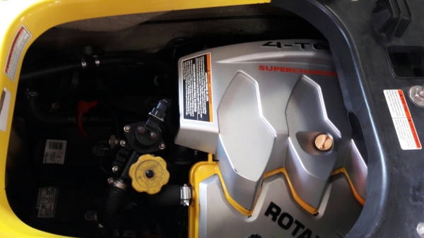 จัดโปรเจ็ตสกีบ้างครับ SEADOO RXT 185 ปี 04 เครื่อง 4 Strokes นำเข้าจากอเมริกา ราคาโปรไปเลยครับ 149,999฿ ‪#&lrm;สนใจสอบถาม‬ โทร. 081-4047671 คุณนรินทร์