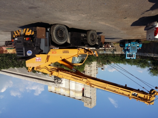 รับสมัครคนขับเครน Tadano M6 สี่ล้อยาง  ที่มีประสบการณ์ สนใจติดต่อ  คุนปิ่น 081-9176906