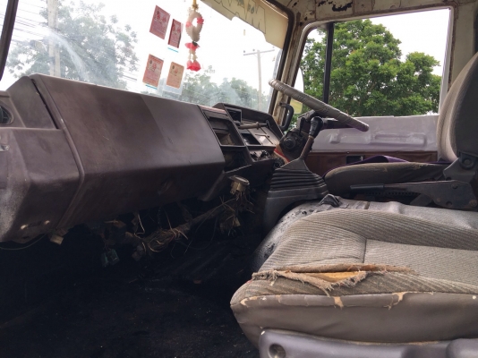 ขายรถเทเลอร์ Hino KT925 เครื่อง eh700-168 แรง ปี 23 ขึ้นแบคโฮ 200 ได้ พวงมาลัยพาวเวอร์ ทะเบียนพร้อม ขายรถเทเลอร์ Hino KT925 เครื่อง eh700-168 แรง ปี 23 ขึ้นแบคโฮ 200 ได้ พวงมาลัยพาวเวอร์ ทะเบียนพร้อม