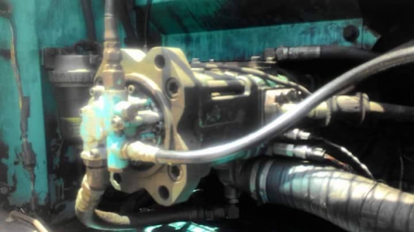 ขายรถแบคโค SK200 มาร์คซิก YN10 ใช้งานน้อย 5พันชั่วโมง รถสวยสภาพดี เอกสารเล่มทะเบียนพร้อมโอน ราคา1,550,000 สนใจโทร 090-8588220คุณนะ 093-3258446คุณบิว หรือเข้าดูสินค้าอื่นๆได้ที่ www.narong2truck.com หรือ www.truck.in.th/498 หรือเพจFacebook ณรงค์ ซื้อขายรถม