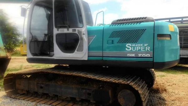 ขายรถแบคโค SK200 มาร์คซิก YN10 ใช้งานน้อย 5พันชั่วโมง รถสวยสภาพดี เอกสารเล่มทะเบียนพร้อมโอน ราคา1,550,000 สนใจโทร 090-8588220คุณนะ 093-3258446คุณบิว หรือเข้าดูสินค้าอื่นๆได้ที่ www.narong2truck.com หรือ www.truck.in.th/498 หรือเพจFacebook ณรงค์ ซื้อขายรถม