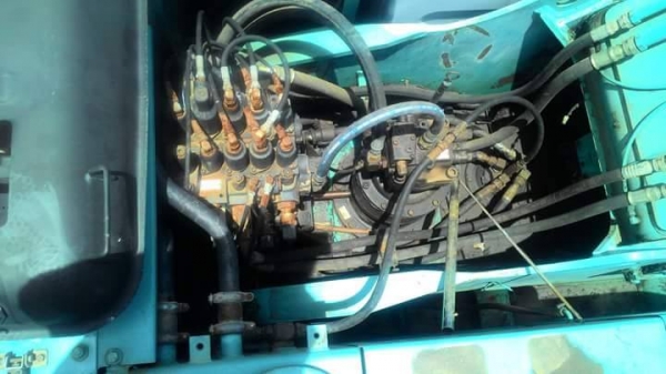 ขายรถแบคโค SK200 มาร์คซิก YN10 ใช้งานน้อย 5พันชั่วโมง รถสวยสภาพดี เอกสารเล่มทะเบียนพร้อมโอน ราคา1,550,000 สนใจโทร 090-8588220คุณนะ 093-3258446คุณบิว หรือเข้าดูสินค้าอื่นๆได้ที่ www.narong2truck.com หรือ www.truck.in.th/498 หรือเพจFacebook ณรงค์ ซื้อขายรถม