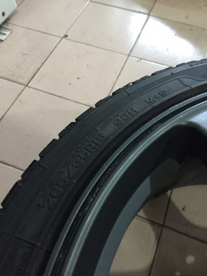 **** ขาย ล้อขอบ 18. พร้อมยาง **** **** ขาย ล้อขอบ 18. พร้อมยาง ****