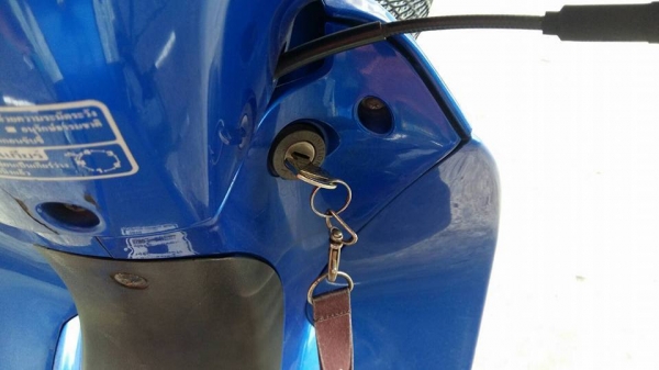 Wave 125 s ปี 47 เครื่องเดิม แน่นๆ มีเล่ม เอกสารครบเอกสารครบ  โทร. 02-9165022,099-0812001