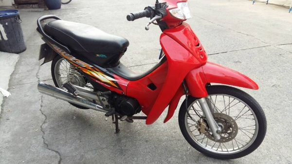 Wave 100 ปี 47 สีแดง รถเดิมๆ ภาษีไม่ขาด มีเล่ม เอกสารครบ  โทร. 02-9165022,099-0812001