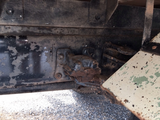 ขายรถบรรทุกตู้แห้ง 6 ล้อ ISUZU FTR เครื่อง 200 แรง ปี 45 ตู้แห้งยาว 6.50 เมตร ไมล์ 26x,xxx รถสวยพร้อมใช้งาน ทะเบียนพร้อม