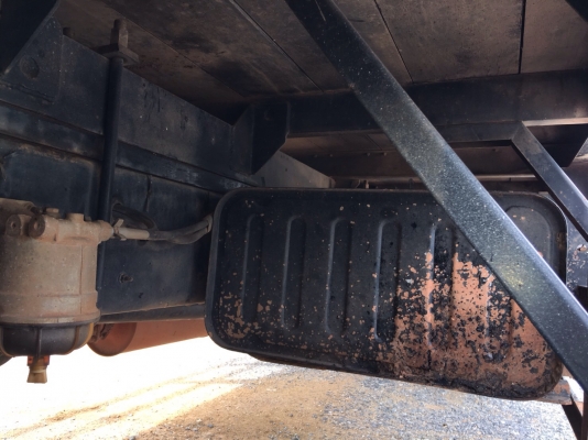 ขายรถบรรทุกตู้แห้ง 6 ล้อ ISUZU FTR เครื่อง 200 แรง ปี 45 ตู้แห้งยาว 6.50 เมตร ไมล์ 26x,xxx รถสวยพร้อมใช้งาน ทะเบียนพร้อม