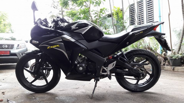 ขายลูกเดียว cbr150r หัวฉีด ปี2554 ราคาโดนๆ