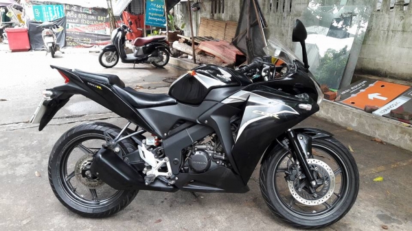 ขายลูกเดียว cbr150r หัวฉีด ปี2554 ราคาโดนๆ
