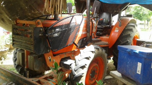 ขายตามสภาพรถไถ คูโบต้า 70 แรง ใช้งานปกติชุดโอนพร้อม ชั่วโมงรถ 45229  ปี 53