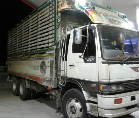 สิบล้อ ฮีโน่ FL3M 240ปี39 เครืองเกียร์เดิมๆ เพาเดียว ช่วงยาว6.50ม สภาพดีสวยเดิมๆพร้อมใช้งาน ทะเบียนพร้อมโอน