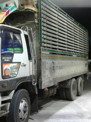 สิบล้อ ฮีโน่ FL3M 240ปี39 เครืองเกียร์เดิมๆ เพาเดียว ช่วงยาว6.50ม สภาพดีสวยเดิมๆพร้อมใช้งาน ทะเบียนพร้อมโอน