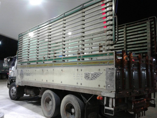 สิบล้อ ฮีโน่ FL3M 240ปี39 เครืองเกียร์เดิมๆ เพาเดียว ช่วงยาว6.50ม สภาพดีสวยเดิมๆพร้อมใช้งาน ทะเบียนพร้อมโอน